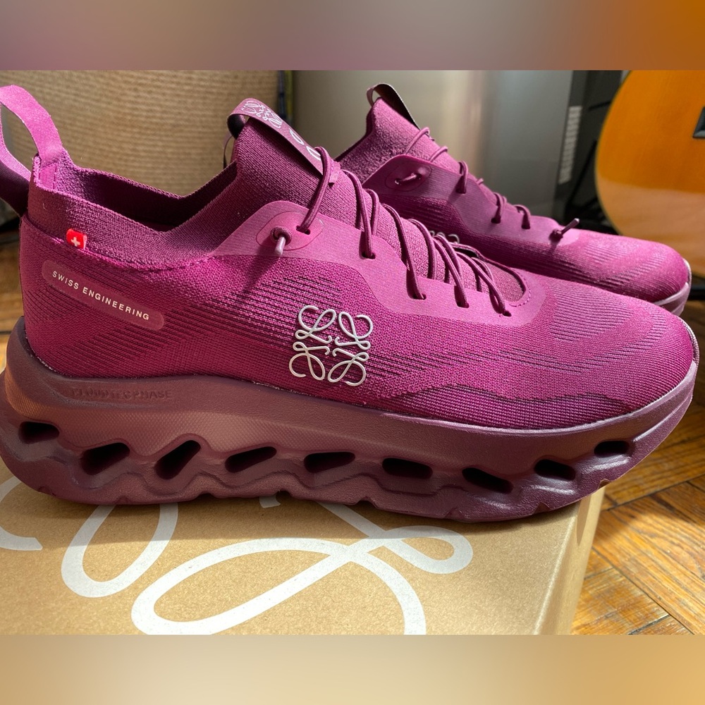 loewe cloudtilt - cherry size 40
